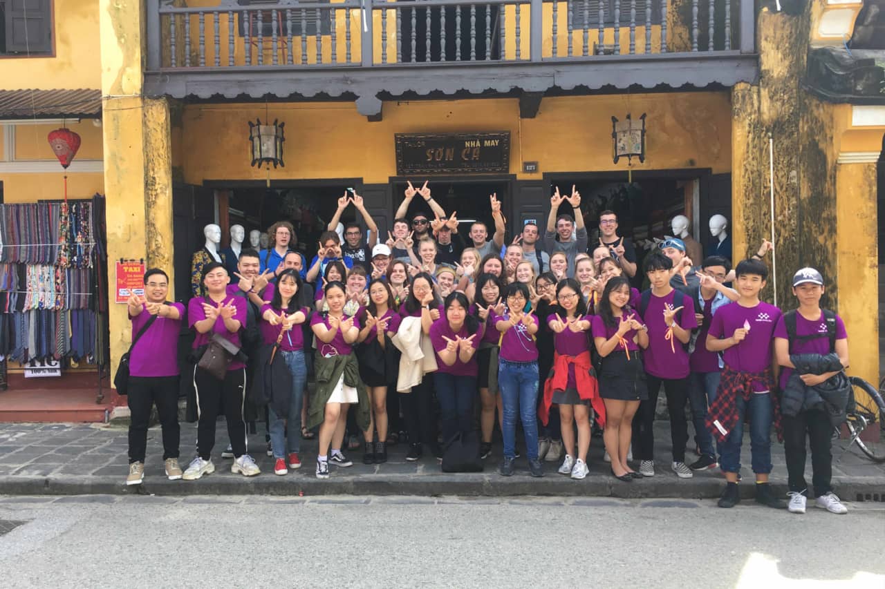 hoc-vien-vui-ve-tai-trung-tam-anh-ngu-wise-english