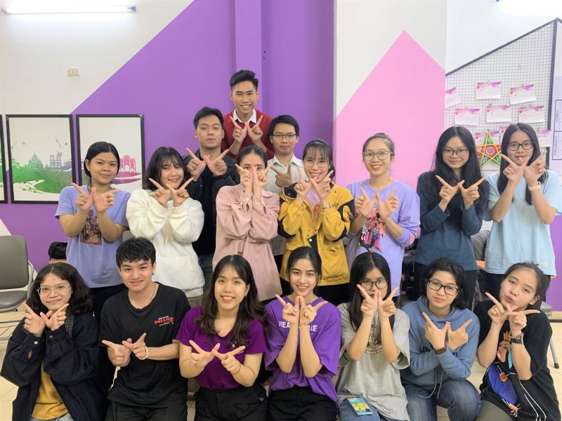 Luyện thi IELTS với WISE ENGLISH
