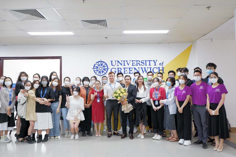 doi-tac-truong-dai-hoc-greenwich-viet-nam