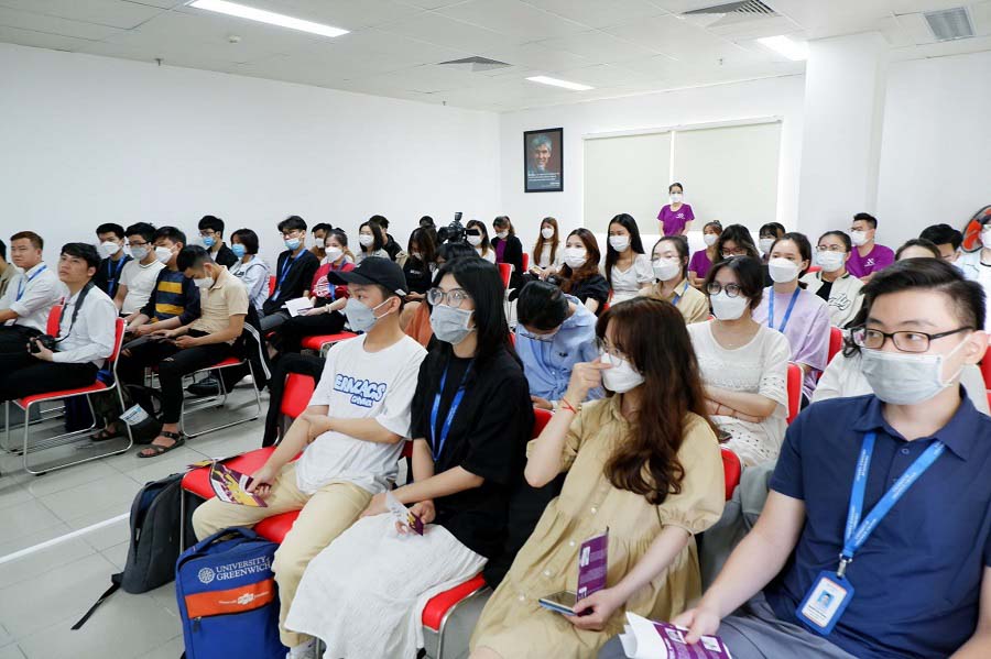 doi-tac-truong-dai-hoc-greenwich-viet-nam