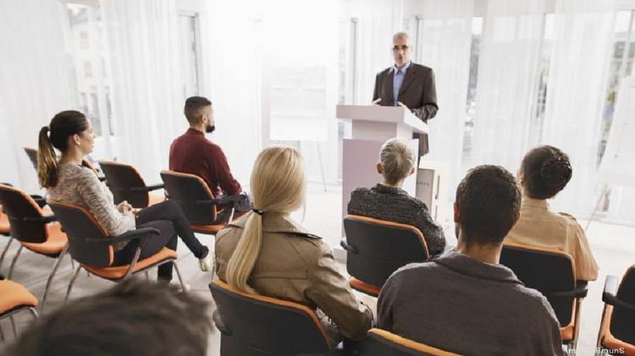 5-cach-vuot-qua-cang-thang-va-lo-lang-khi-Public-speaking (3)