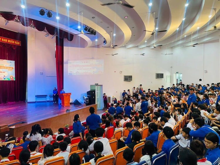 WISE ENGLISH KẾT NỐI VỚI QUẬN TÂN PHÚ TỔ CHỨC HOẠT ĐỘNG HÈ 2023 VỚI CHỦ ĐỀ: "EM YÊU THÀNH PHỐ CỦA EM" 4 WISE ENGLISH KẾT NỐI VỚI QUẬN TÂN PHÚ TỔ CHỨC HOẠT ĐỘNG HÈ 2023