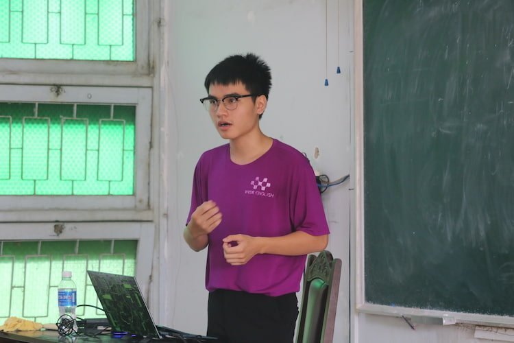 WISE ENGLISH CHIA SẺ VỀ PHƯƠNG PHÁP HỌC TIẾNG ANH TẠI 