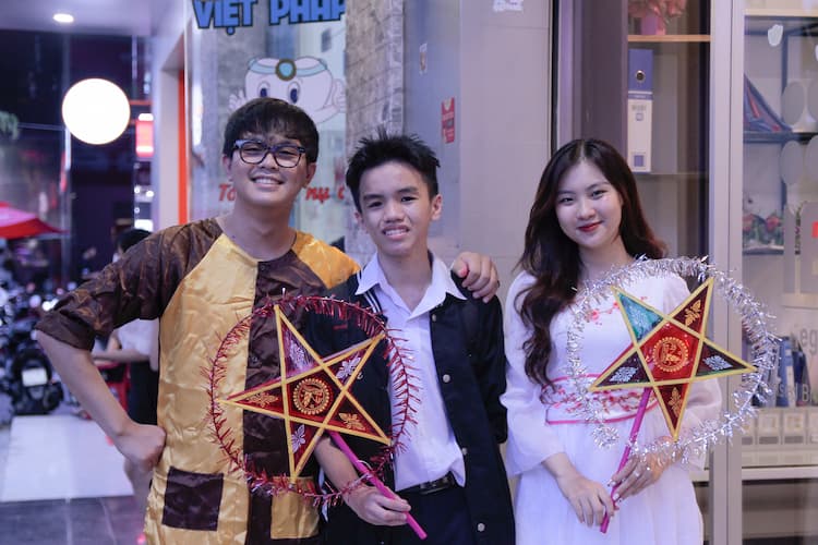 vui hội trăng rằm 2023 cùng WISE English
