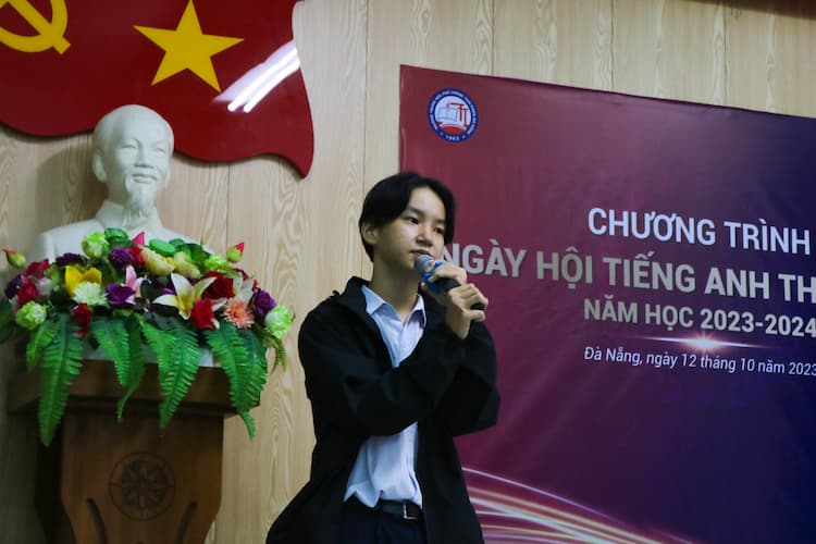 OLYMPIC NGÀY HỘI TIẾNG ANH THÁI PHIÊN