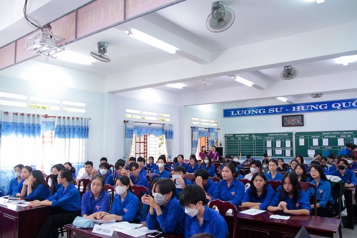 overview lien chieu 1