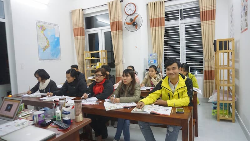 trung-tam-luyen-thi-ielts-hoi-an-1