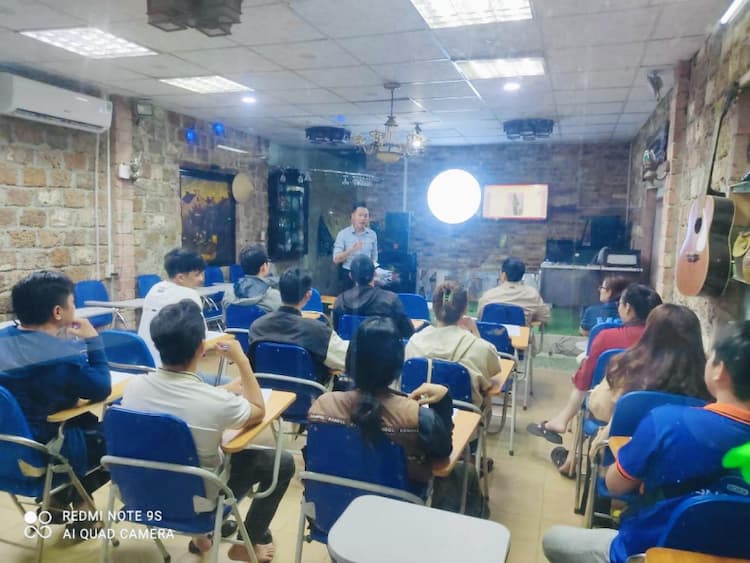 trung-tam-toeic-hue