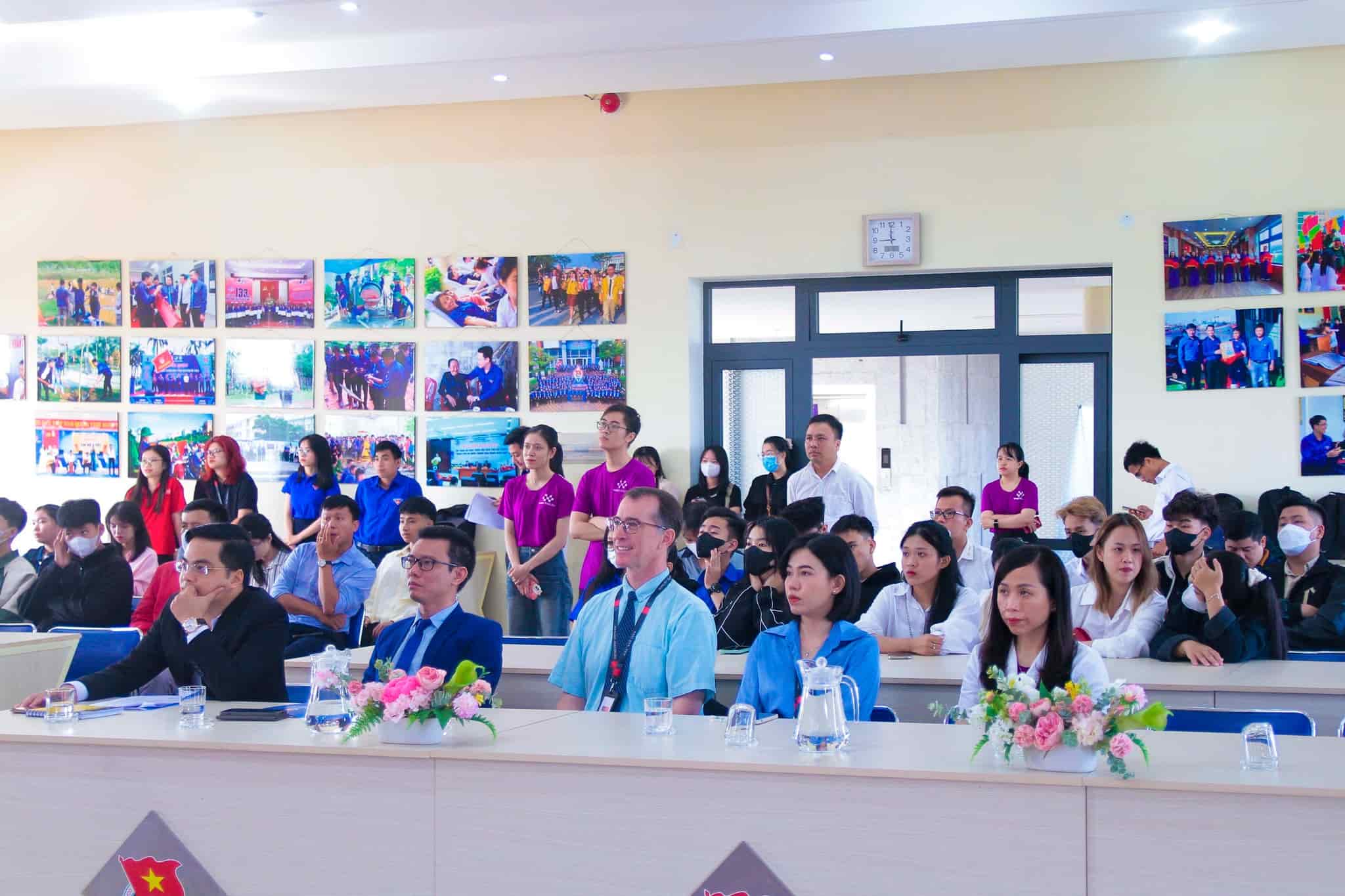 Họp báo Olympic