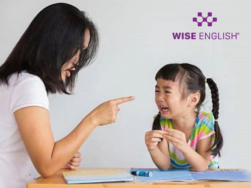 Không bắt ép bé học tiếng Anh