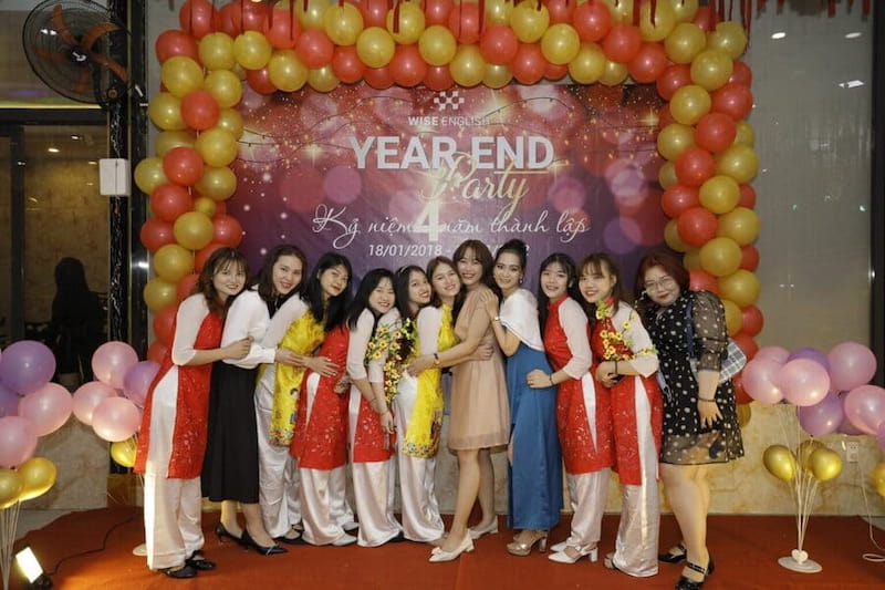TUYỂN GIÁO VIÊN TIẾNG ANH IELTS - THU NHẬP 12-25TR/THÁNG 2 văn hóa doanh nghiệp WISE English