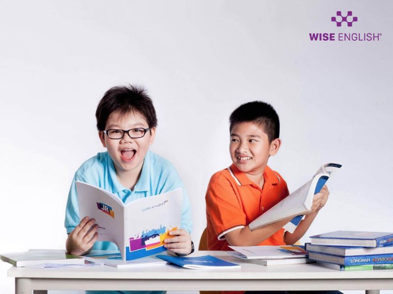 12+ Cách giúp bé nhớ từ vựng tiếng Anh phổ biến nhất 1 Bé học từ vựng tiếng Anh cơ bản
