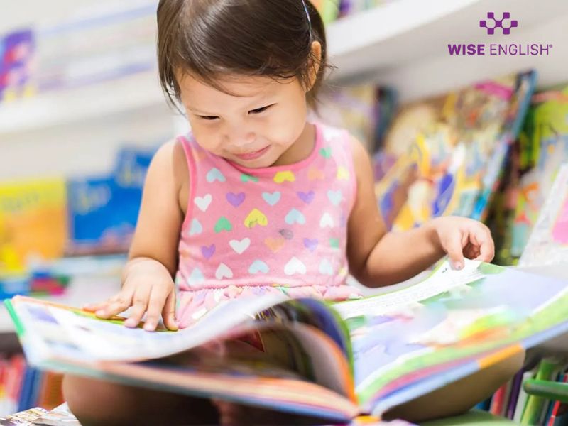 12+ Cách giúp bé nhớ từ vựng tiếng Anh phổ biến nhất 7 Cách giúp bé học từ vựng tiếng Anh qua sách truyện