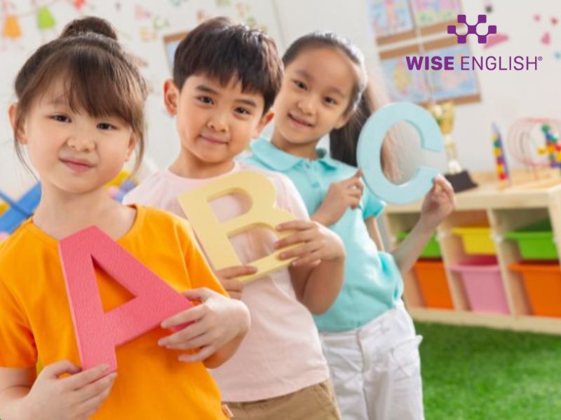 Bật mí 6 Cách dạy bảng chữ cái tiếng Anh cho trẻ em dễ nhớ nhất 1 Giới thiệu bảng chữ cái tiếng Anh cho trẻ em