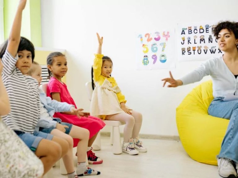 Top 20 bộ sách dạy giao tiếp tiếng Anh cho trẻ tốt nhất