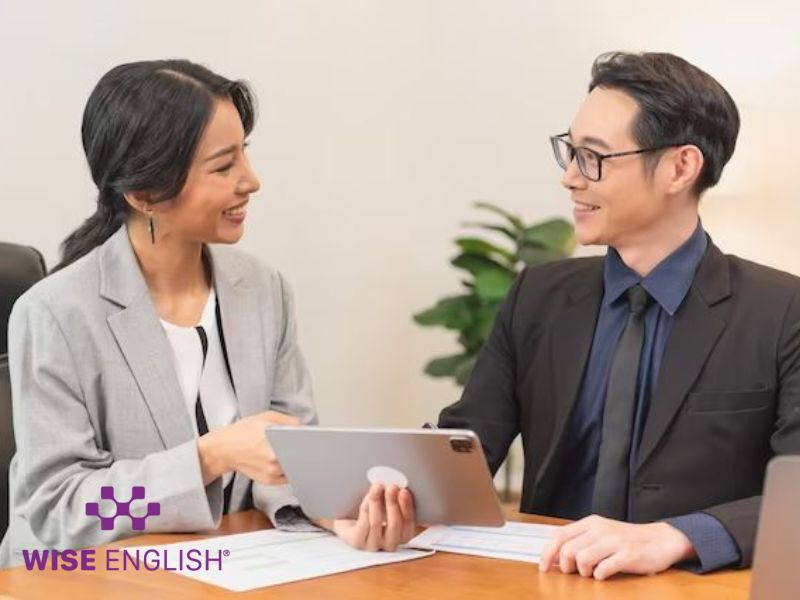 Trợ lý giám đốc làm gì? Vai trò, nhiệm vụ và kỹ năng cần có 2 Công việc của trợ lý giám đốc