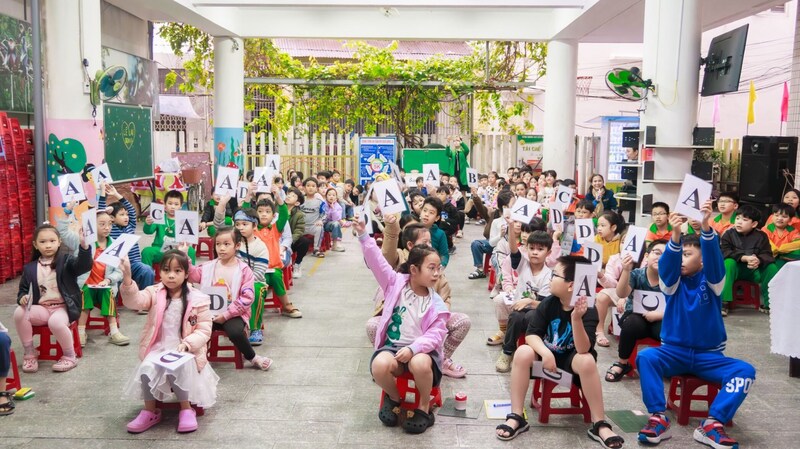 CHƯƠNG TRÌNH “RUNG CHUÔNG VÀNG NĂM HỌC 2024 - 2025 - TRƯỜNG TIỂU HỌC LÊ LAI" DO WISE ENGLISH KẾT HỢP VỚI TRƯỜNG TIỂU HỌC LÊ LAI - QUẬN HẢI CHÂU TỔ CHỨC ĐÃ DIỄN RA THÀNH CÔNG TỐT ĐẸP 5 470870626 1067155198760175 993053428045177051 n 1
