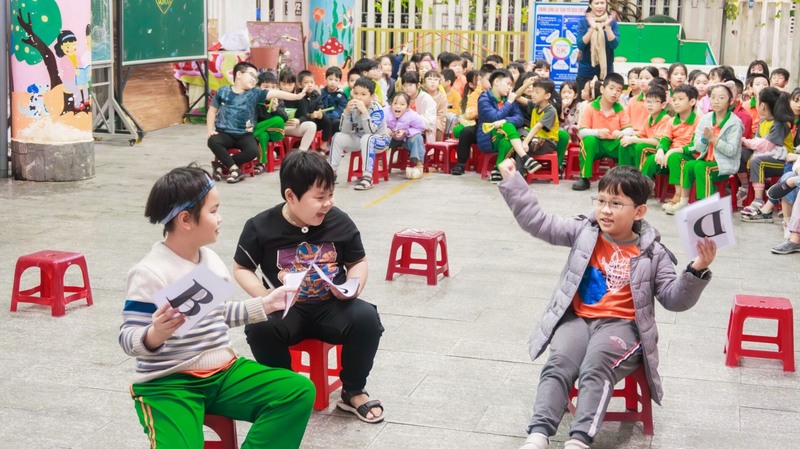 CHƯƠNG TRÌNH “RUNG CHUÔNG VÀNG NĂM HỌC 2024 - 2025 - TRƯỜNG TIỂU HỌC LÊ LAI" DO WISE ENGLISH KẾT HỢP VỚI TRƯỜNG TIỂU HỌC LÊ LAI - QUẬN HẢI CHÂU TỔ CHỨC ĐÃ DIỄN RA THÀNH CÔNG TỐT ĐẸP 4 471038556 1067155265426835 7939200596147760452 n 1