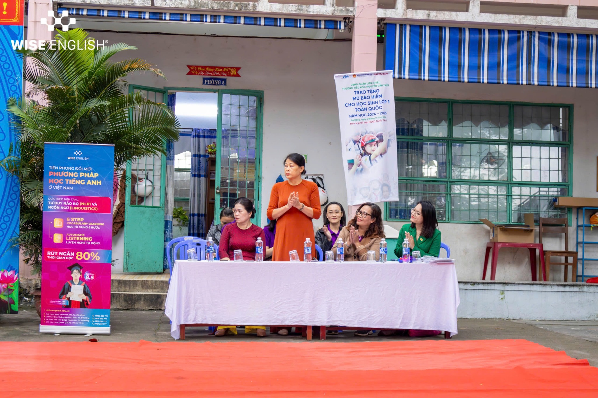 CHƯƠNG TRÌNH “RUNG CHUÔNG VÀNG NĂM HỌC 2024 - 2025 - TRƯỜNG TIỂU HỌC NGUYỄN VĂN TRỖI" DO WISE ENGLISH KẾT HỢP VỚI TRƯỜNG TIỂU HỌC NGUYỄN VĂN TRỖI TỔ CHỨC ĐÃ DIỄN RA THÀNH CÔNG TỐT ĐẸP 5 Chung kết cuộc thi rung chuông vàng Nguyễn Văn Trỗi