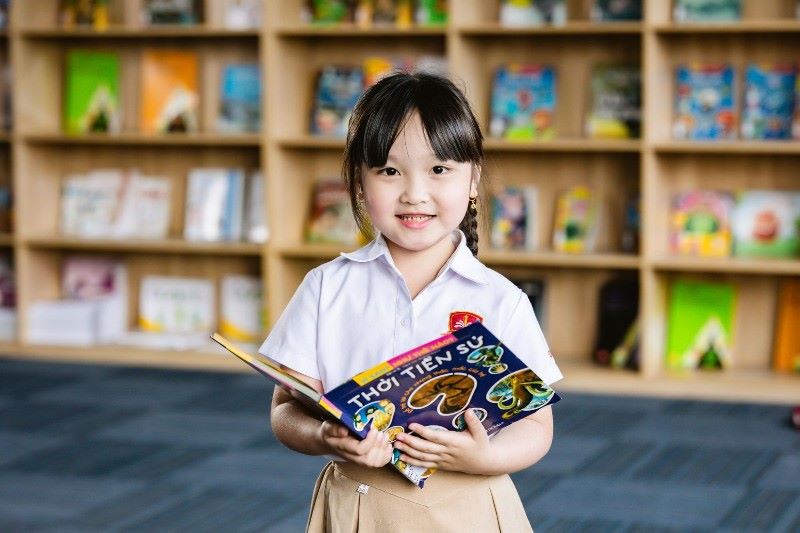 Top 8 kỹ năng sống cho học sinh tiểu học nên rèn luyện từ sớm 6 trẻ em đọc sách để tăng khả năng thích nghi