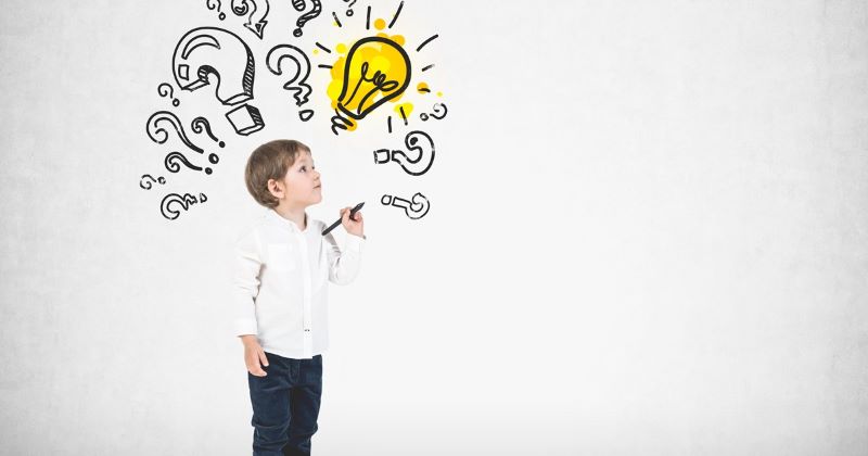 Top 8 kỹ năng sống cho học sinh tiểu học nên rèn luyện từ sớm 4 Đứa trẻ suy nghĩ về tư duy phản biện