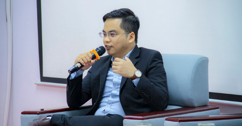Review WISE English: Bóc trần sự thật Hệ thống Anh Ngữ Top 1 Đà Nẵng 2 CEO Lưu Minh Hiển