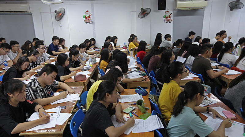 Giáo viên có được mở trung tâm dạy thêm không? Điều kiện và những điều cần biết 3 Giáo viên có được mở trung tâm dạy thêm không?