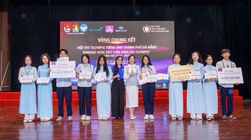 KẾT QUẢ CỦA VÒNG THI CHUNG KẾT HỘI THI "OLYMPIC TIẾNG ANH THÀNH PHỐ ĐÀ NẴNG - DANANG WISE SKY-LINE ENGLISH OLYMPIC" NĂM HỌC 2024 - 2025 - BẢNG C KHỐI TRUNG HỌC PHỔ THÔNG 3 vong chung ket bang c 1