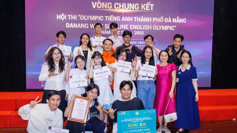 KẾT QUẢ CỦA VÒNG THI CHUNG KẾT HỘI THI "OLYMPIC TIẾNG ANH THÀNH PHỐ ĐÀ NẴNG - DANANG WISE SKY-LINE ENGLISH OLYMPIC" NĂM HỌC 2024 - 2025 - BẢNG C KHỐI TRUNG HỌC PHỔ THÔNG 5 vong chung ket bang c 3