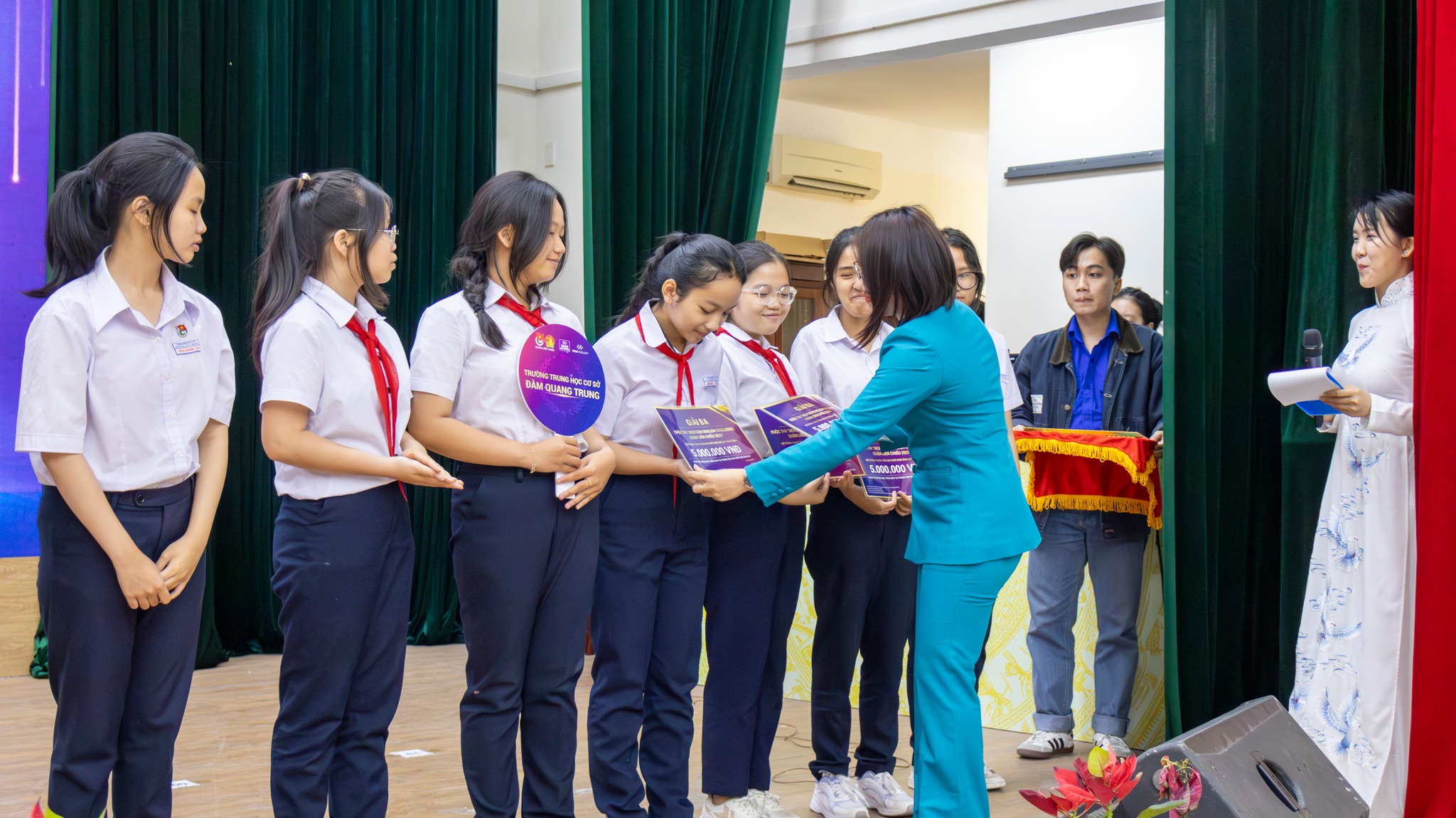 KẾT QUẢ VÒNG CHUNG KẾT CUỘC THI “NEXTGEN ENGLISH CHALLENGE QUẬN LIÊN CHIỂU 2025” 8 anh 8