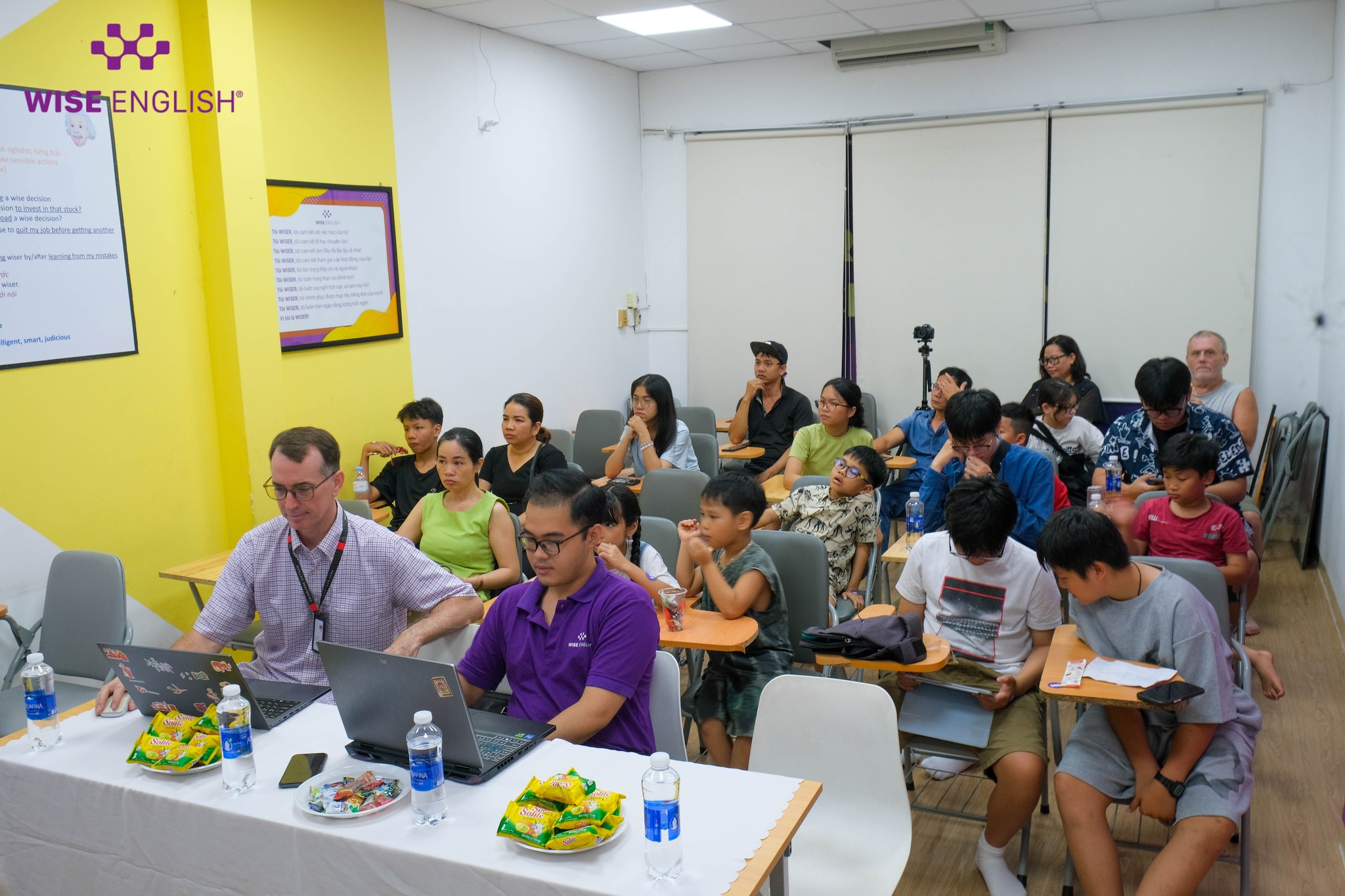 SỰ KIỆN MÙA HÈ BỨT PHÁ: LÀM CHỦ THUYẾT TRÌNH & DEBATE CÙNG TIẾN SĨ SEAN WATTS ĐÃ DIỄN RA THÀNH CÔNG TỐT ĐẸP 15 504429006 1208680894607604 3564884835728659701 n