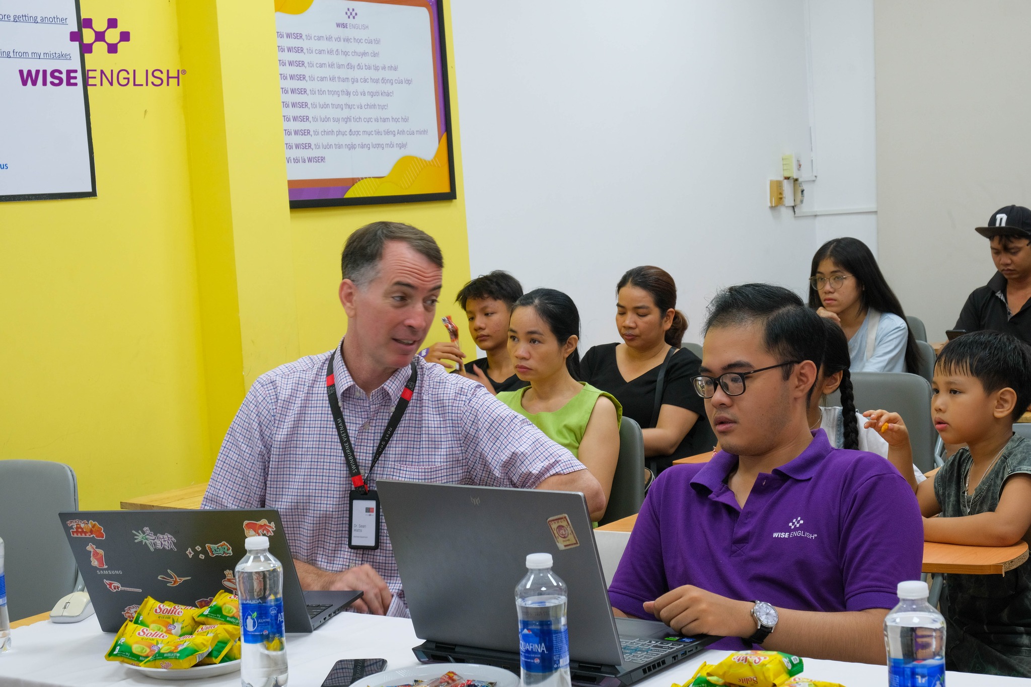 SỰ KIỆN MÙA HÈ BỨT PHÁ: LÀM CHỦ THUYẾT TRÌNH & DEBATE CÙNG TIẾN SĨ SEAN WATTS ĐÃ DIỄN RA THÀNH CÔNG TỐT ĐẸP 16 505587714 1208680831274277 7992281214817536728 n