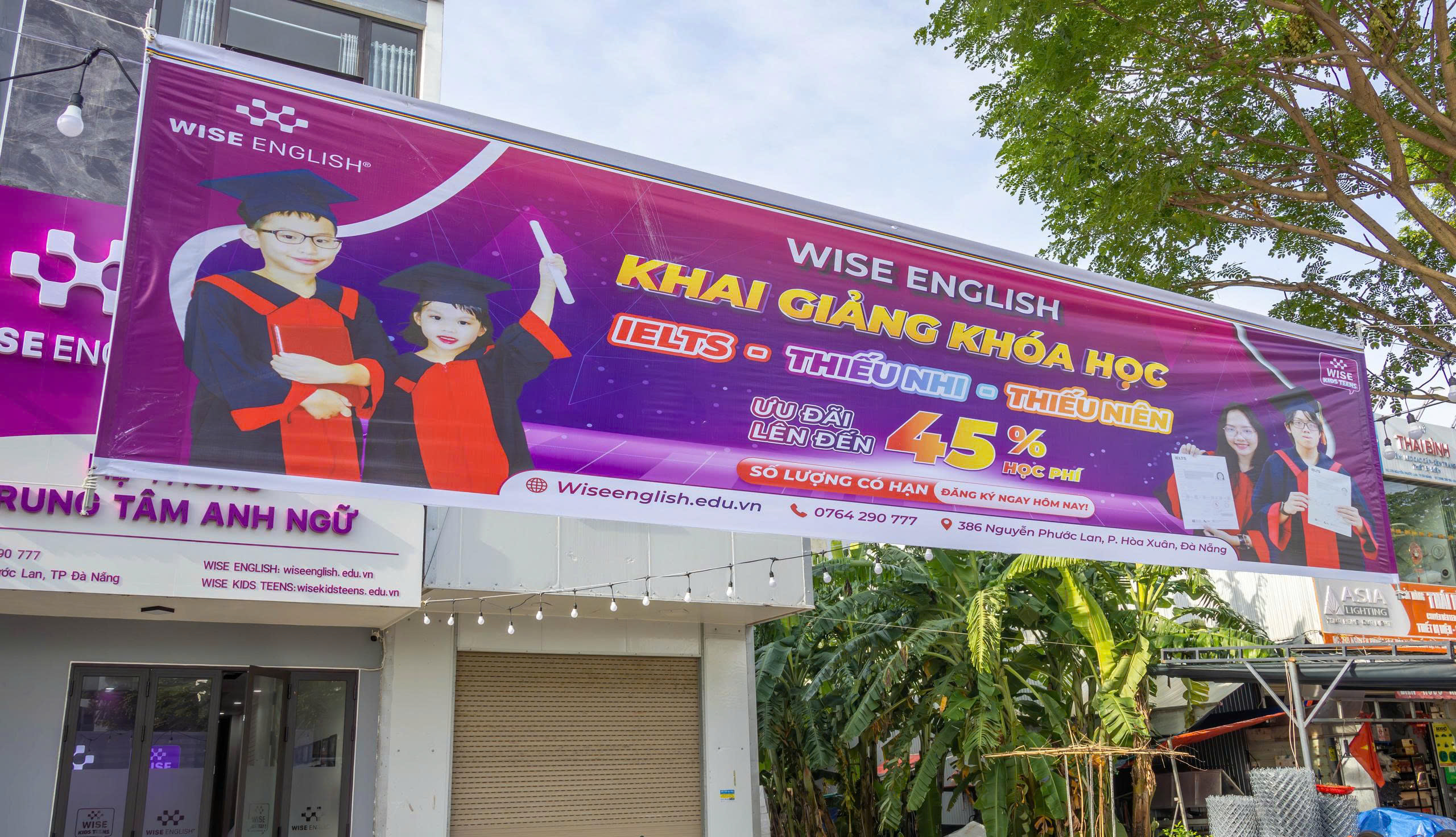 Khai Trương Cơ Sở Mới WISE English Tại 386 Nguyễn Phước Lan – Mở Rộng Hệ Thống Đào Tạo Tiếng Anh Tại Đà Nẵng 3 khai giang khoa hoc tieng anh tai wise english 386 nguyen phuoc lan